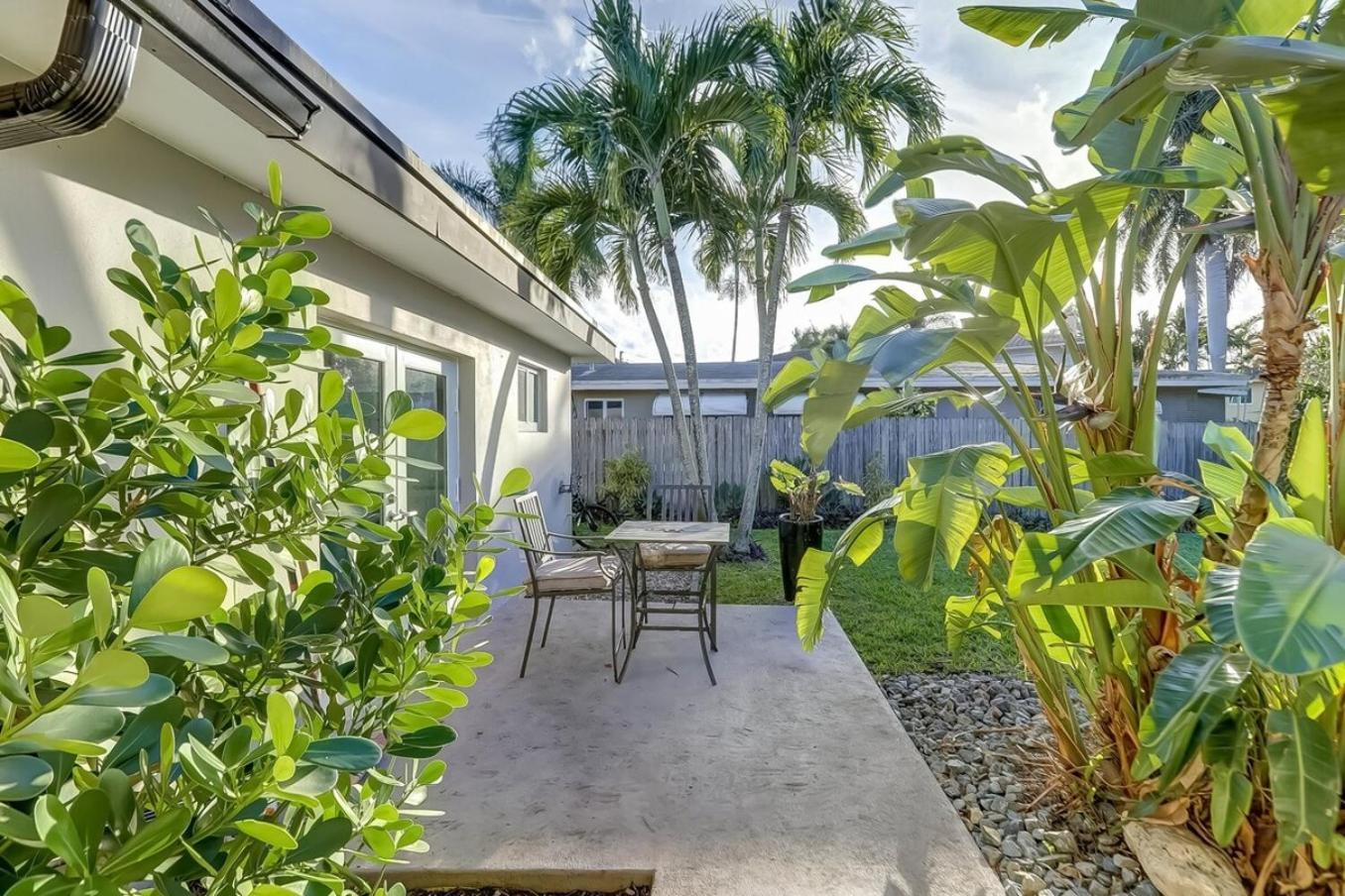 Waterfront Apartment Private Patio Pool 劳德代尔堡 外观 照片