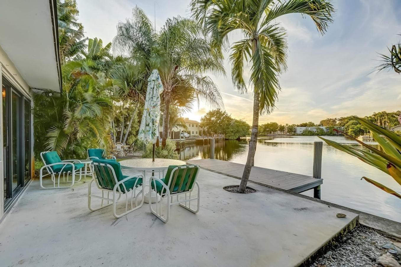 Waterfront Apartment Private Patio Pool 劳德代尔堡 外观 照片